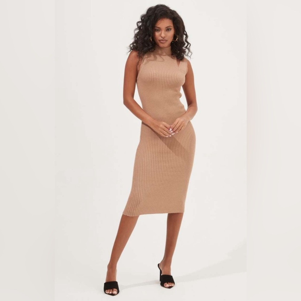 ASTR Women’s Crawford Sweater Knit Midi Dress Bodycon Sleeveless Tan Wool Large